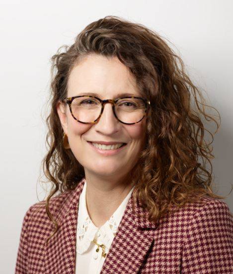 carrie Menold Profile Pic